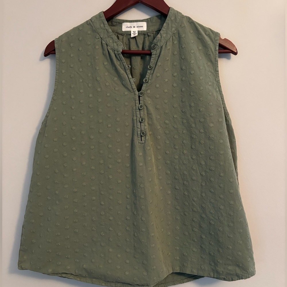 Cloth & Stone, Circular Pattern Textured, Soft Green Blouse, Size Large, Button - Picture 5 of 13